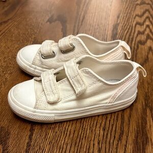 Converse Kids Sneakers in Cream